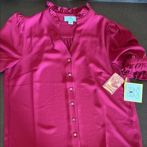 CeCe Red Sangria Burgundy Short Sleeve Button Down Shirt size Medium NWT - Picture 2 of 10